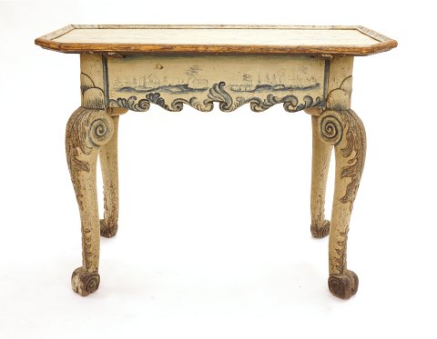 Original decorated Rokoko table. Manufactured 
around 1760