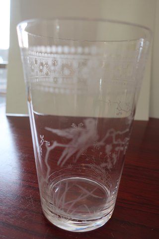 Antik schönes Glas für Wasser
Sehr schöne Motiven beim Ätzungen 
Um 1900