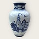 Moster Olga - 
Antik og Design 
präsentiert: 
Royal 
Copenhagen
Tranquebar
Vase
#4011/ 1202
*DKK 1500