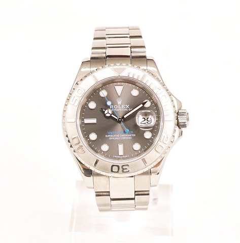Rolex Yacht Master, Ref. 16622, year 2005. Rhodium 
dial. Box and papers. D: 40mm