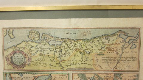 Eine alte, detaljierte Karte über Polen und Estland mm.
64cm x 52 cm
In gutem Stande