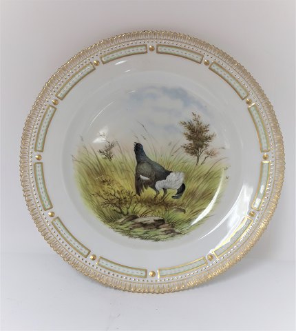 Royal Copenhagen. Fauna Danica. Dinner plate. Model # 240 - 3549. Diameter 25 
cm. (1 quality). Tetrao urogallus