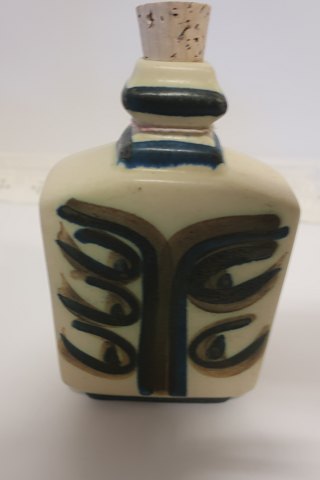 Schnaps "Flasche"
Schnaps "Flasche von "Okela Stoneware, Dänmark
Stempel unten
H.: 18cm
B: 10cm
In gutem Stande