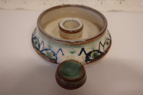 Kerzenhalter
Kerzenhalter aus Keramik
Aus Søholm, Bornholm, Dänemark
Stempel: Bornholmsk Stentøj, Søholm, Denmark