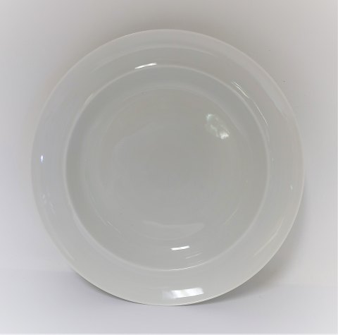 Bing & Grondahl. White, Henning Koppel. Deep dessert platter. Diameter 21 cm. 
(2. Sorting). There are 11 pieces in stock. The price is per piece.