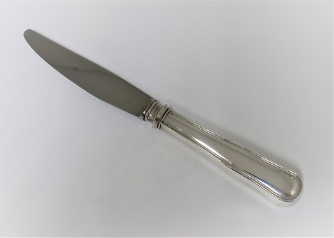 Old danish. Silver dinner knife. (830). Length 22 cm. There are 11 pieces in 
stock. The price is per piece.