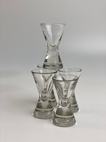 Freimaurerglas mit Sanduhrform, 9 cm hoch, solide Basis