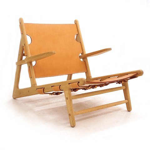 The Hunting Chair by Børge Mogensen, Denmark, 
1950. Oak and leather