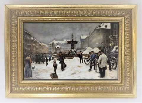 Bing & Grondahl. Porcelain painting. Motif by Paul Fischer. Winter day at 
Gammeltorv. Size inclusive frame, 47 * 33 cm. Produced 1750 pieces. This has 
number 408