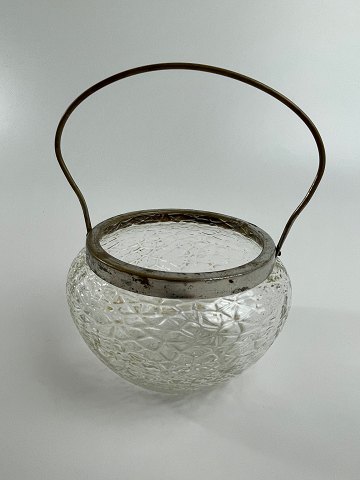 Zuckerschale / Bonbonschale aus dem 19. Jahrhundert aus klarem Glas mit 
Metallmontierung.