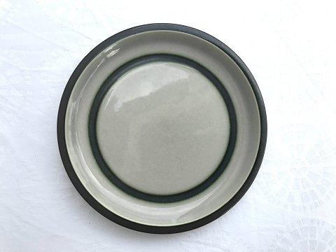 Bing & Grondahl
Stoneware
Theme
Cake plate
# 618
* 30 DKK