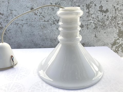Holmegaard
Pharmacy lamp
Opal
* 675 DKK