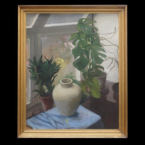 Inger Borchsenius, 1909-90, oil on canvas. 
Stilliife with vase and flowers. Signed and dated 
1946. Visible size: 84x66cm. With frame: 94x76cm