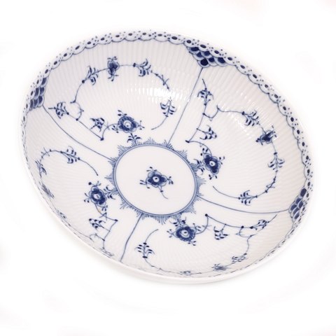 Royal Copenhagen blue fluted half lace bowl. H: 
5,5cm. D: 21cm
