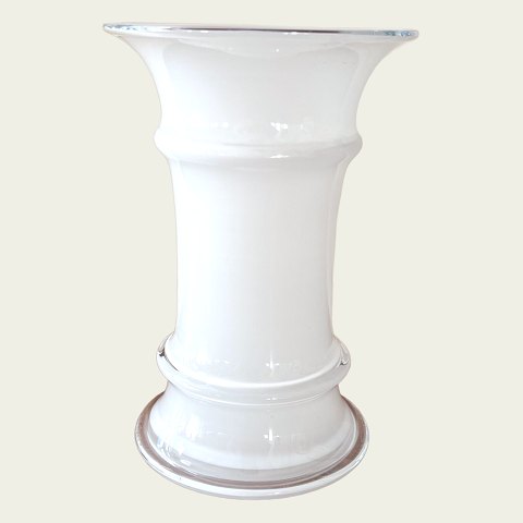 Holmegaard
MB vase
Opal hvid
*325kr