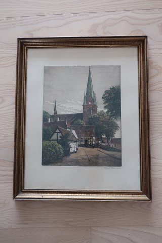 Radierung -mit Farben
Marie Kirken in Sønderborg, Dänemark
Früher als 1920
Signiert: Aksel Petersen
H: 51cm
B: 41cm
In gutem Stande