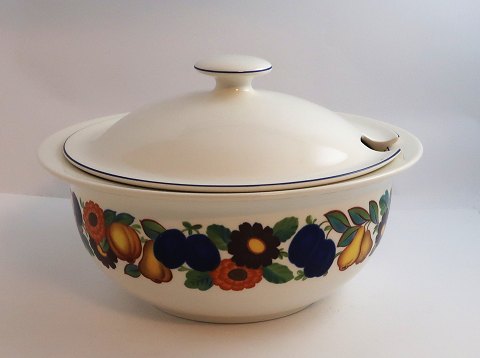 Royal Copenhagen. Goldener Sommer. Terrine. Modell 177. Durchmesser 25 cm