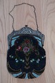 ViKaLi präsentiert: Eine antike Tasche aus Glasperlen handgemachtDie alte Tasche, um 1880, ist handgemacht ...