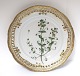 Lundin Antique präsentiert: Royal Copenhagen. Flora Danica Teller. Durchmesser 25 cm. (3553). (1 Wahl). ...