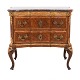 Aabenraa 
Antikvitetshandel 
presents: 
Walnut 
veneered and 
partly gilt 
commode with a 
marble top. 
Altona, ...