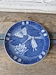 Karstens Antik 
presents: 
Royal 
Copenhagen H.C. 
Andersen fairy 
tale plate - 
Thumbelina from 
1984