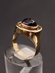 Middelfart 
Antik presents: 
14 carat 
gold ring with 
amethyst