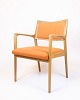 Osted Antik & 
Design 
præsenterer: 
Armstol - 
Egetræ - 
Polstret I 
Orange Stof - 
Karl Erik 
Ekselius - JOC 
Vetlanda ...