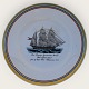 Moster Olga - 
Antik og Design 
präsentiert: 
Royal 
Copenhagen
Motiv 3
Das 
Barkenschiff 
„Julianehaab“
*275 DKK
