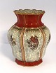 Dahl Jensen. 
Vase aus 
Crackle-
Porzellan. 
Modell 249-714. 
...