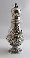 Lundin Antique 
präsentiert: 
Michelsen. 
Silberne 
Zuckerdose 
(830). Höhe 24 
cm. Hergestellt 
1897. Sehr gute 
Qualität.