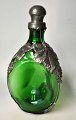 Dreieckige 
grüne 
Art-Deco-
Flasche mit 
Zinnfassung, 
...