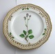 Lundin Antique 
präsentiert: 
Royal 
Copenhagen 
Flora Danica. 
Mittagessen 
Platte mit 
durchbrochener 
kante. Entwurf 
...
