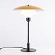 Osted Antik & Design präsentiert: Poul Henningsen Tischlampe Modell PH 3½-2½ aus gelb lackiertem Metall mit ...