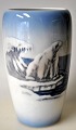 Pegasus – Kunst - Antik - Design präsentiert: Vase aus der königlichen Manufaktur Kopenhagen mit Eisbär, 4352, ...