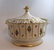 Lundin Antique präsentiert: Königliches Kopenhagen. Henriette. Große Terrine. Modell 444-8532. Durchmesser 28,5 ...