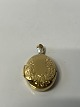 Pendant/medallion in 14 karat gold,Height 43.02 mm.