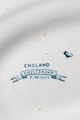 Englische Fayence von F. Winkle & Co. Gut erhaltene ovale Schüssel mit Deckel und Griffen