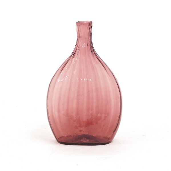 Glaswerk Holmegaard: Kleine violette Karaffe. H: 15cm
